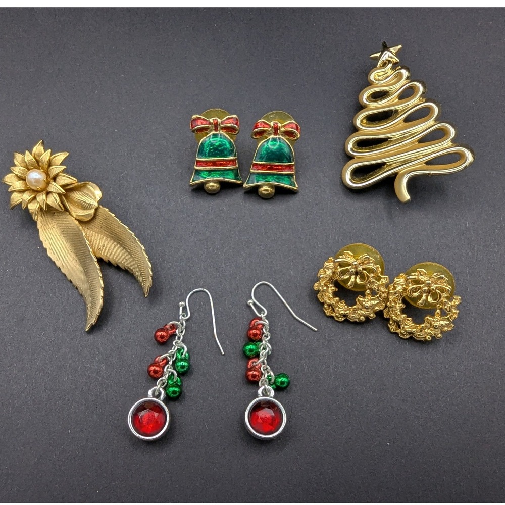 Vintage Christmas Brooch &Three Sets of Earrings & Christmas Tree Brooch Holiday